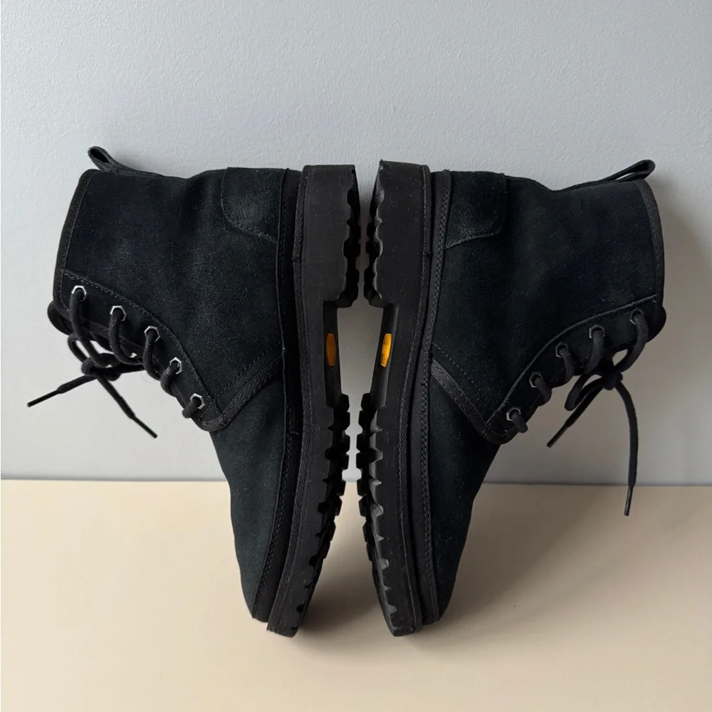 UGG Men’s Harkland Boots Size 7